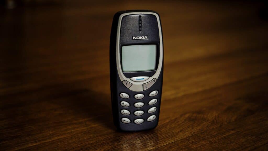feature phone disposal