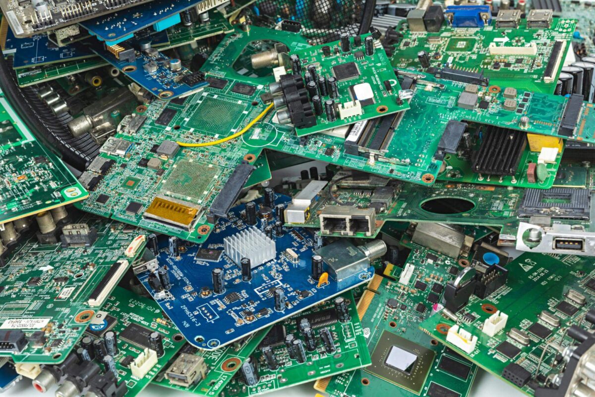 How Much Gold Is in a Printed Circuit Board?